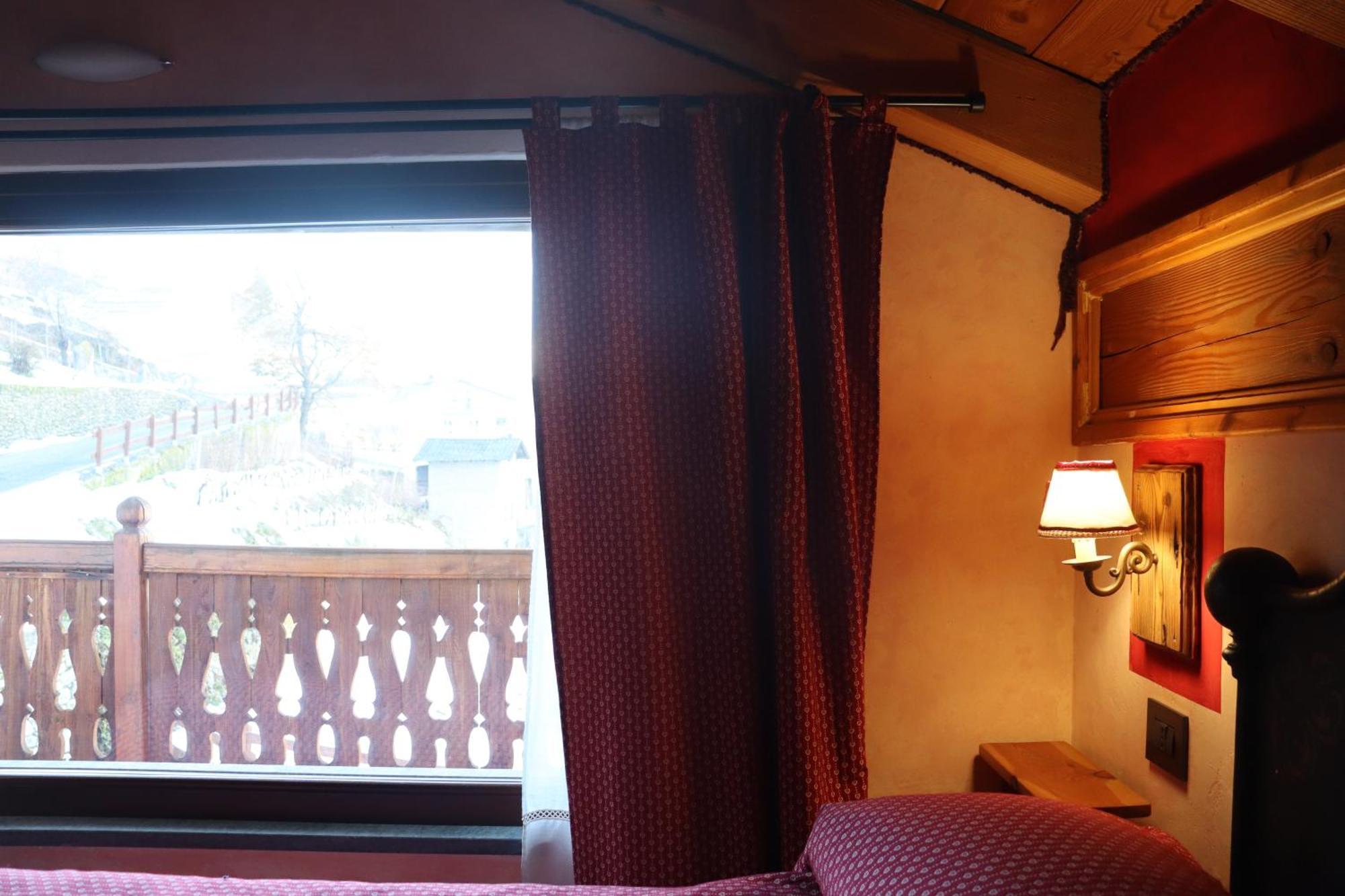 Agriturismo B&B Chevres A Cheval 카르벤소드 외부 사진