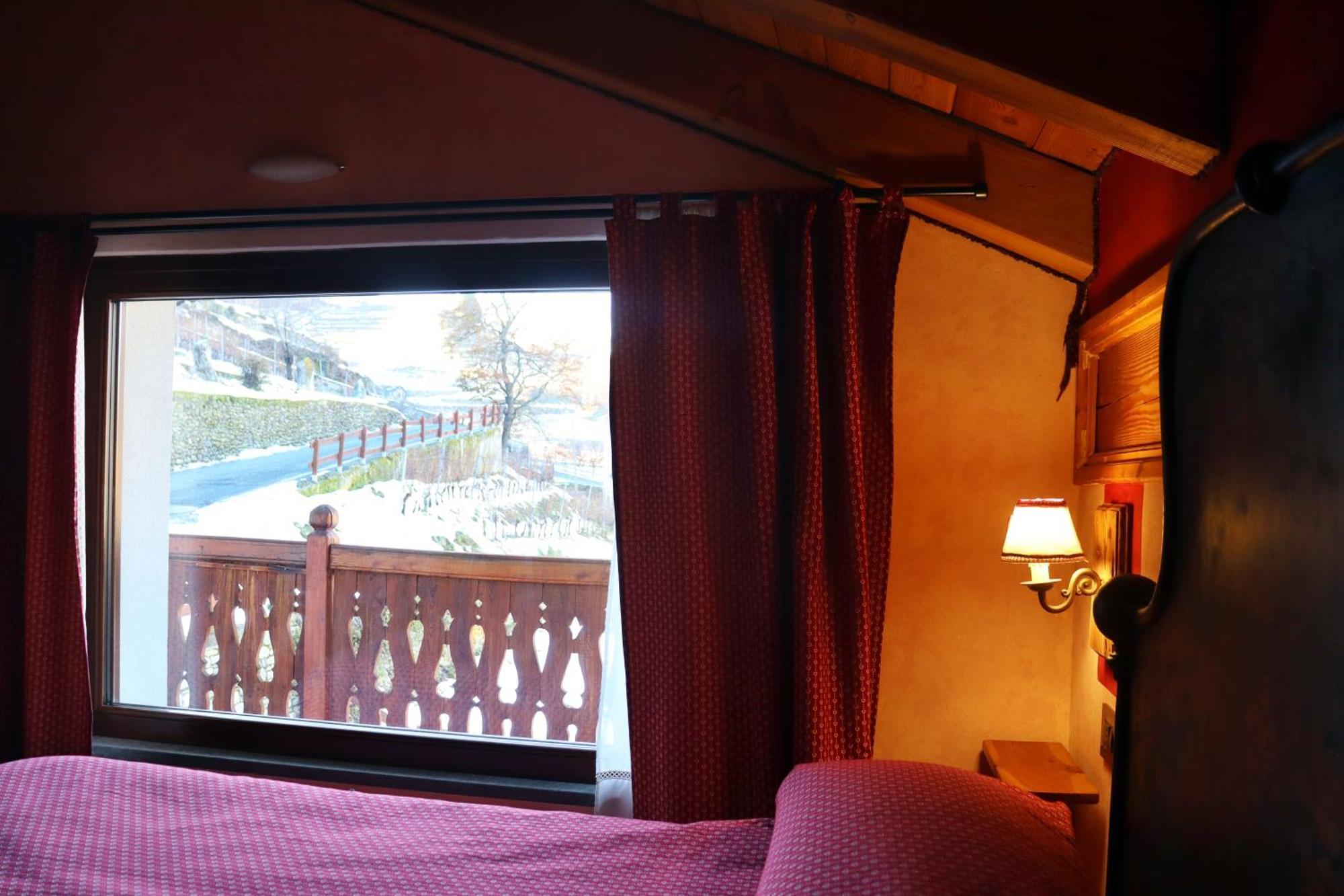 Agriturismo B&B Chevres A Cheval 카르벤소드 외부 사진