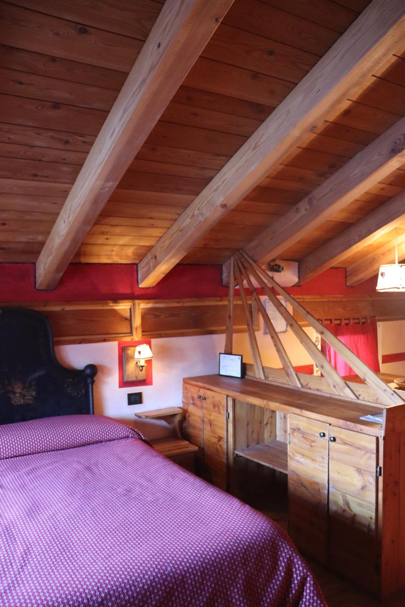 Agriturismo B&B Chevres A Cheval 카르벤소드 외부 사진
