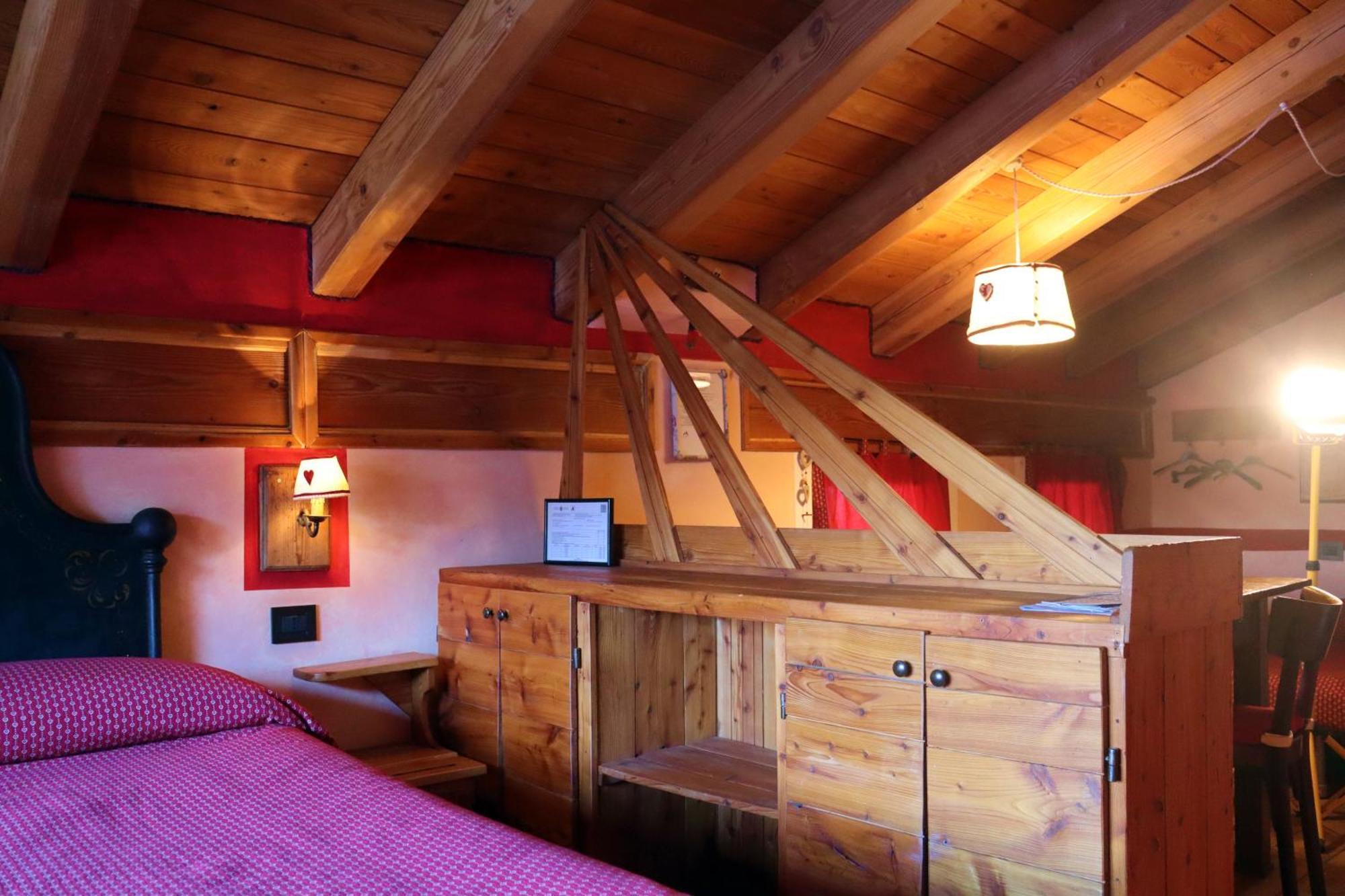 Agriturismo B&B Chevres A Cheval 카르벤소드 외부 사진