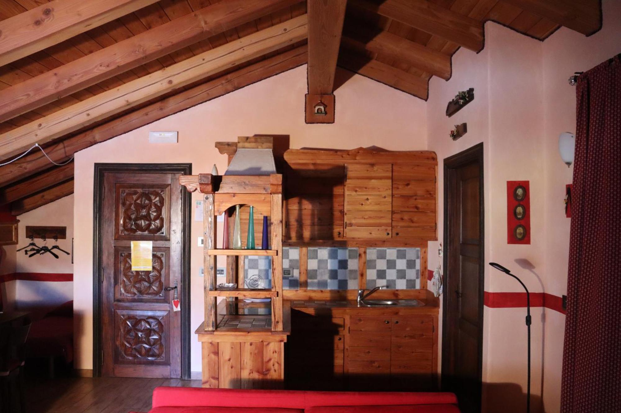 Agriturismo B&B Chevres A Cheval 카르벤소드 외부 사진